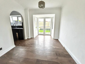 Dining area- click for photo gallery